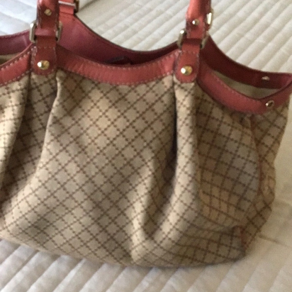 ****( Gucci Diamante Canvas Sukey Bag..AUTHENTIC PAPERS - Picture 9 of 13